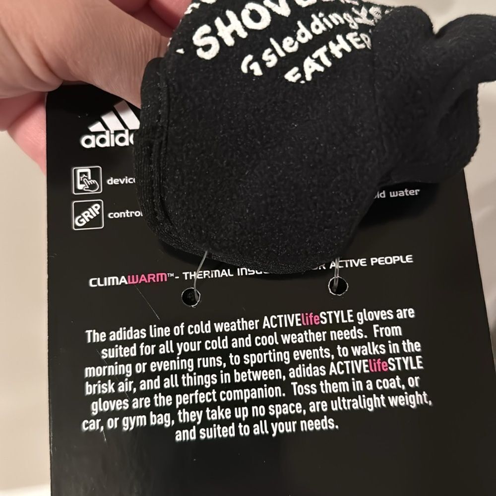 Adidas Climawarm gloves 🧤 - Picture 3 of 9